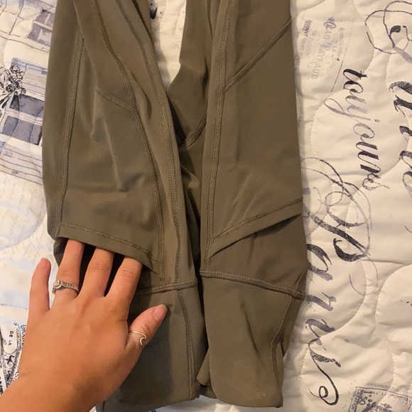Lululemon Leggings - Picture 4 of 5